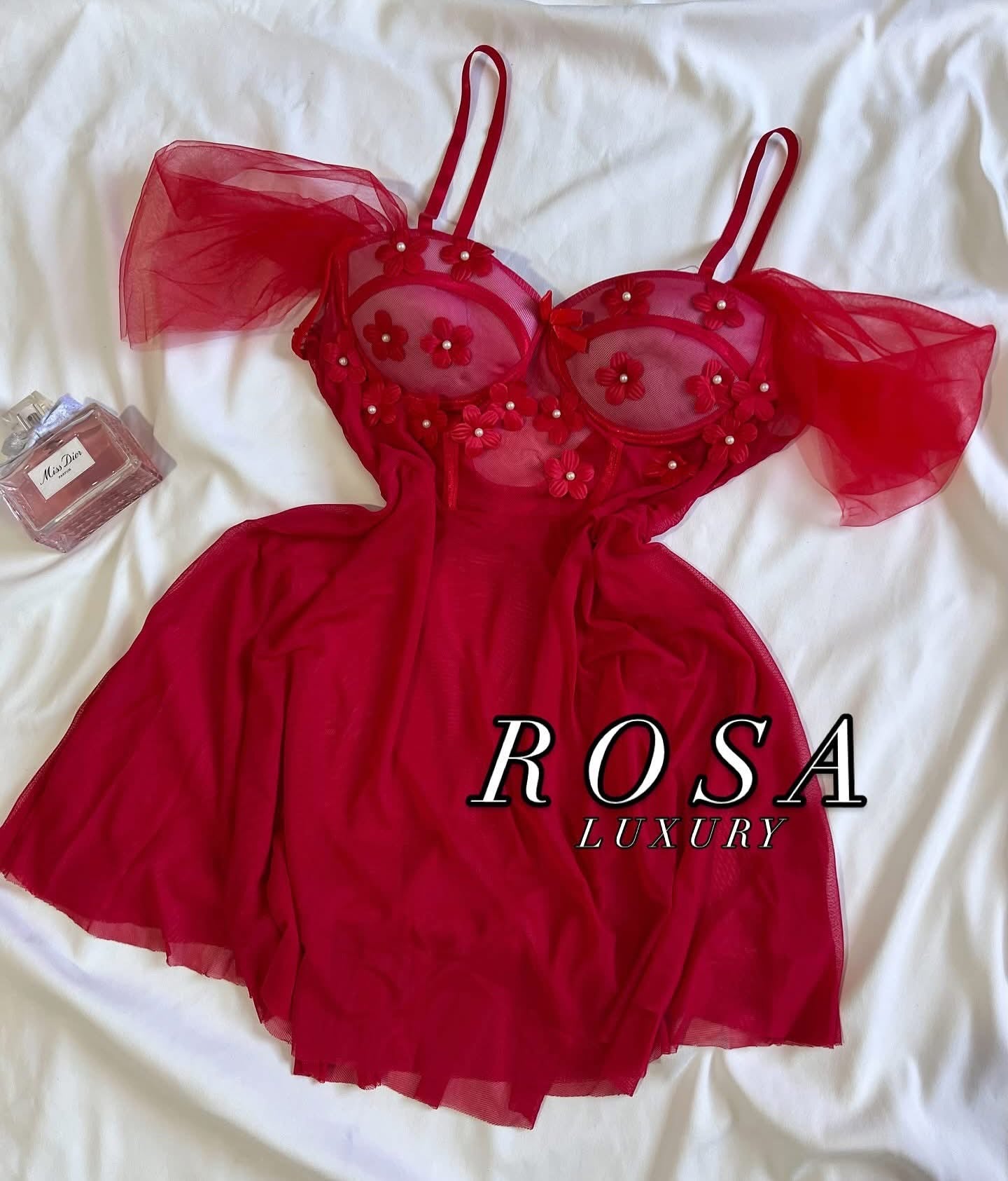 𝐋𝐢𝐧𝐠𝐞𝐫𝐢𝐞 ✨🎀