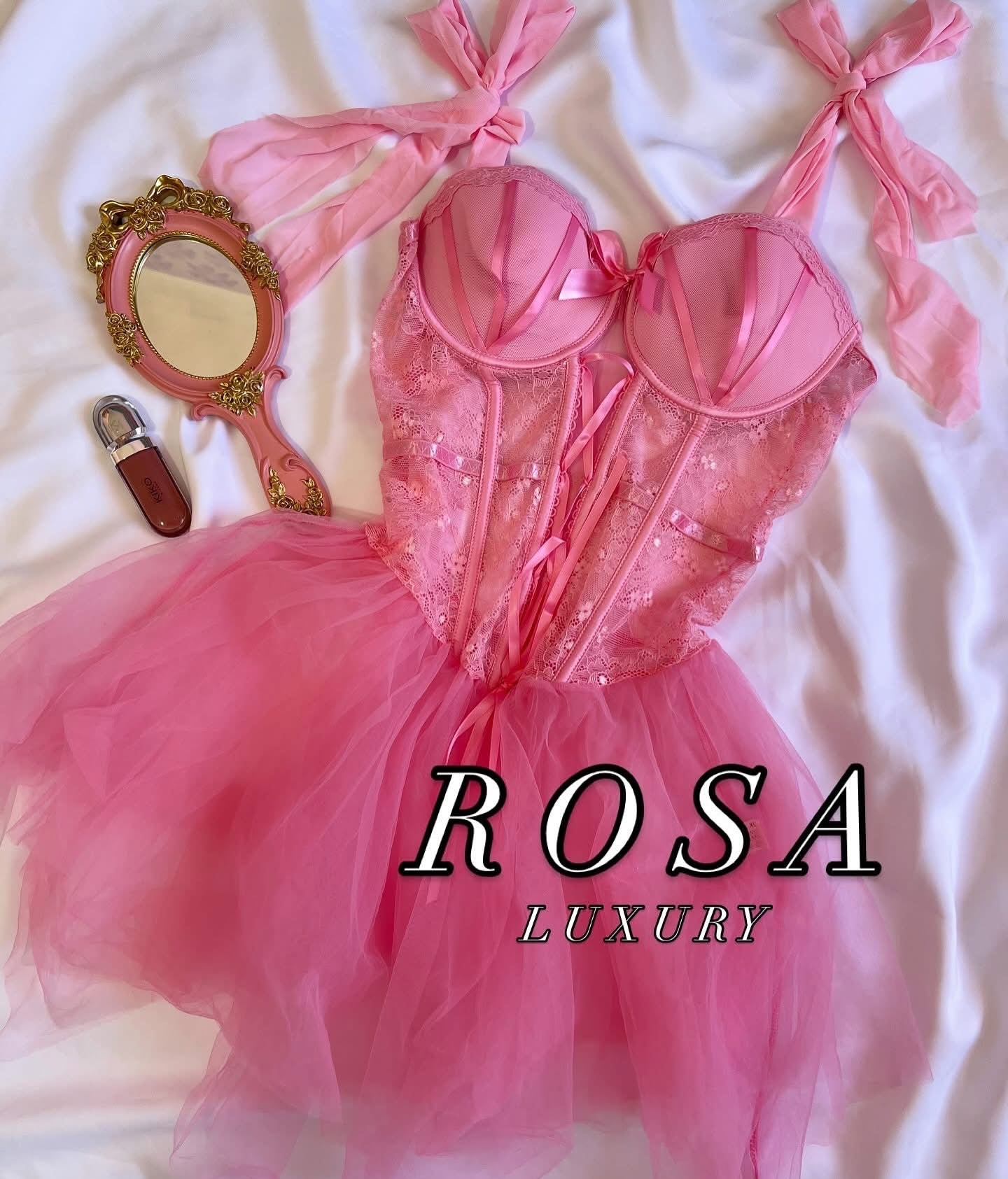 𝐋𝐢𝐧𝐠𝐞𝐫𝐢𝐞 🎀✨